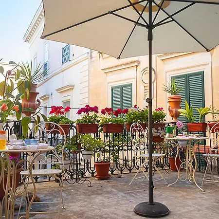 Antica Dimora Dei Nonni Bed and Breakfast