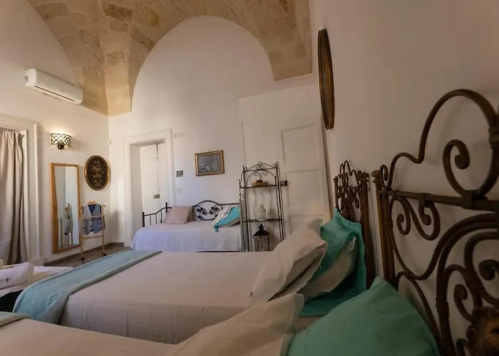 Bed & Breakfast Antica Dimora Dei Nonni 4*