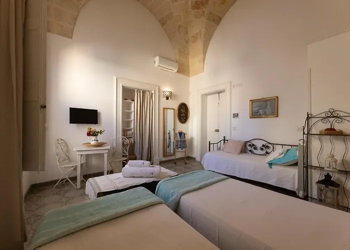 Bed & Breakfast Antica Dimora Dei Nonni 4*
